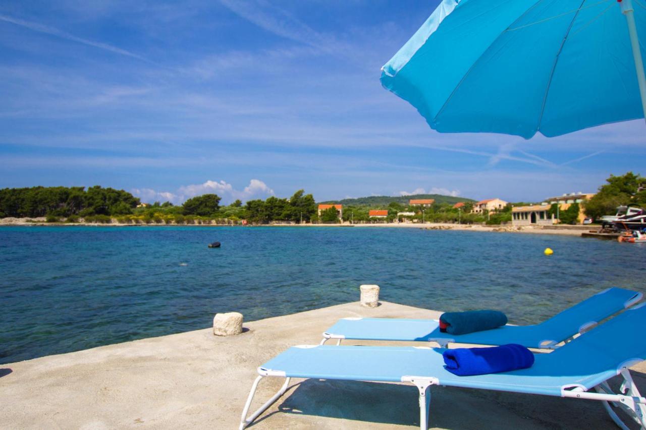 Apartments By The Sea Sucuraj, Hvar - 566 Экстерьер фото